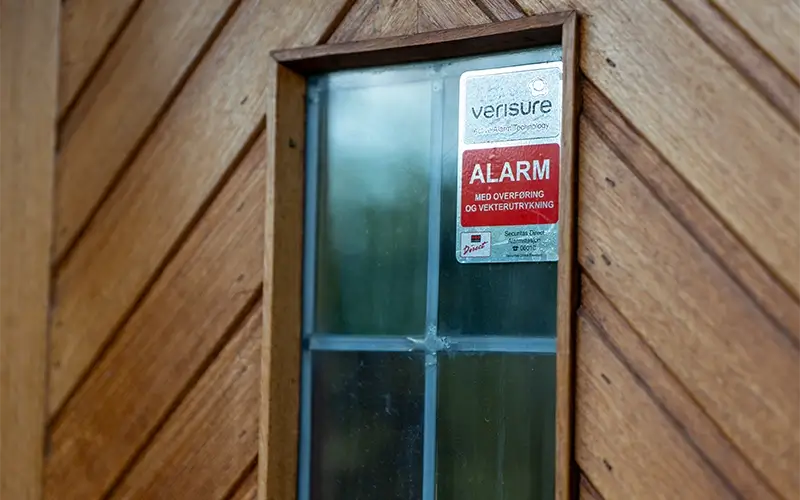 alarmskilt på huset virker preventivt alarmskilt på huset virker preventivt