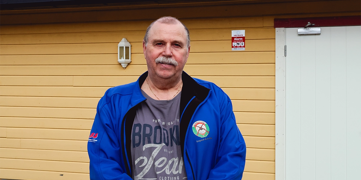 Torfinn utenfor skytebanen