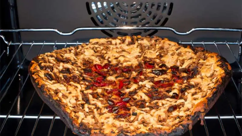 Brent pizza Grandiosa er en av de vanligste brannårsakene i norske hjem