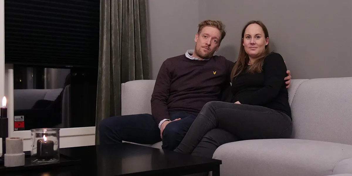 Joakim og Janne i sofaen