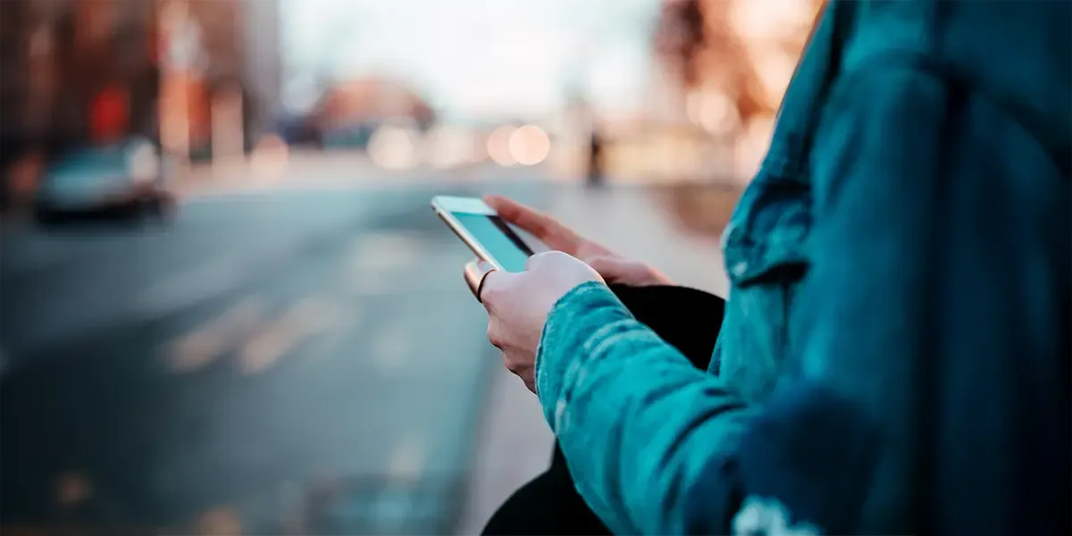varsel på mobil fra selvovervåket alarm