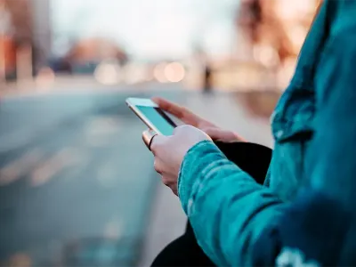 varsel på mobil fra selvovervåket alarm