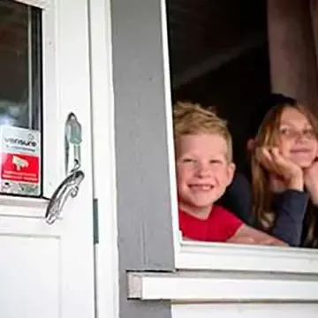 Sikret bolig med alarm og barn