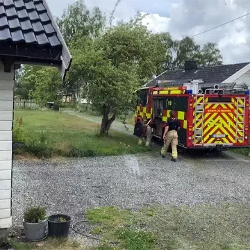 brannbil i utkjørsel