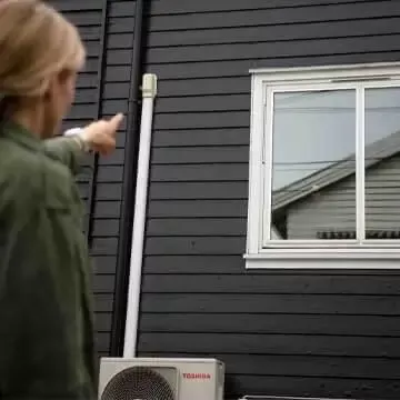 Marte viser vinduet der innbruddet startet