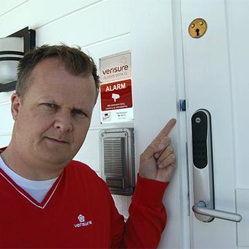 Merking av dør - innbruddstriks